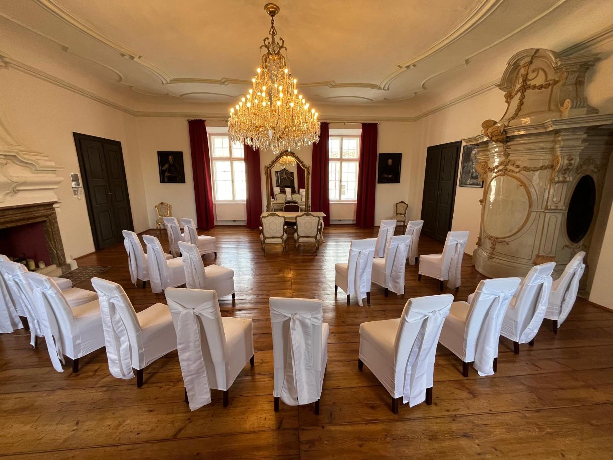 Schlosshotel Майльберг Экстерьер фото