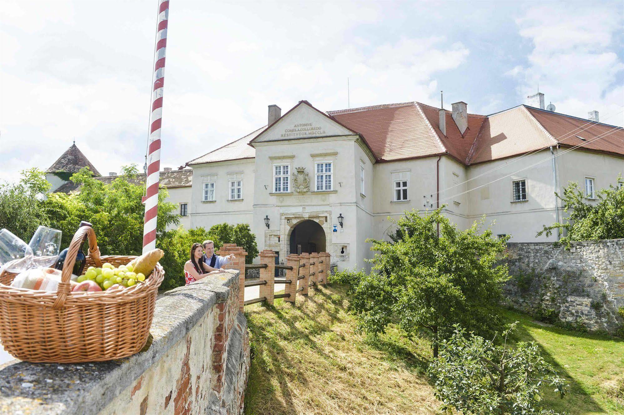 Schlosshotel Майльберг Экстерьер фото